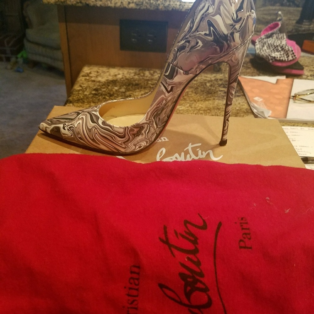 Authentic So Kate 120 Louboutins